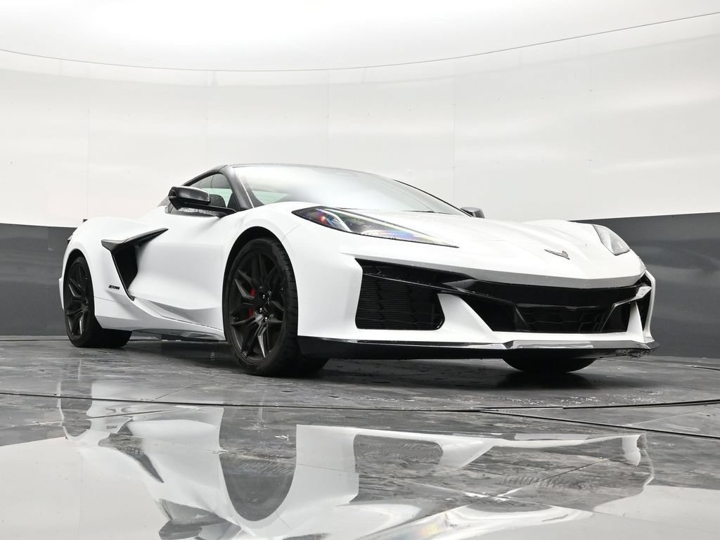 Used 2026 Chevrolet Corvette Z06 RWD image 26