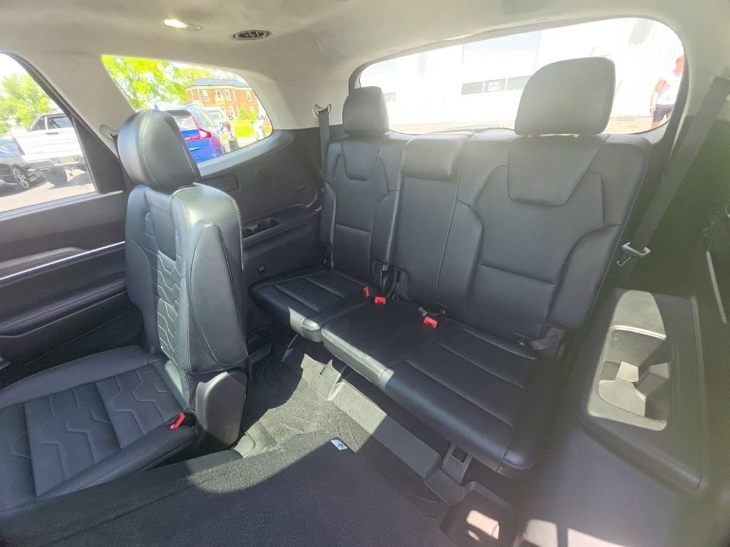 Used 2022 Kia Telluride SX w/ SX Prestige Package AWD/4WD image 28
