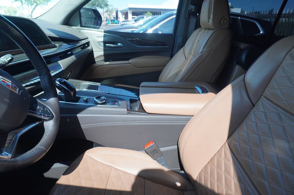 Certified 2024 Cadillac Escalade Sport w/ Touring Package AWD/4WD image 12