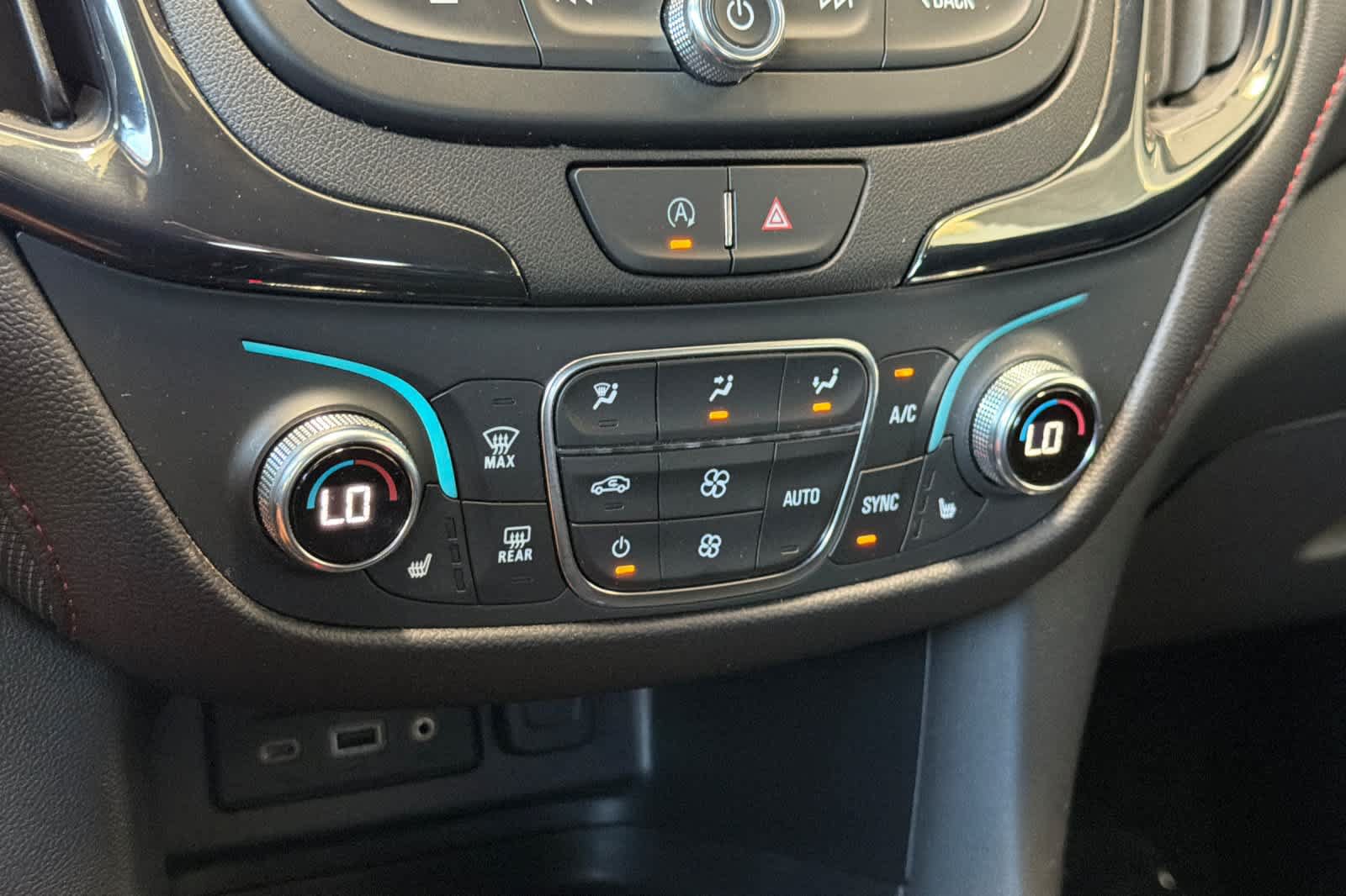 Used 2022 Chevrolet Equinox RS w/ Infotainment Package FWD image 21