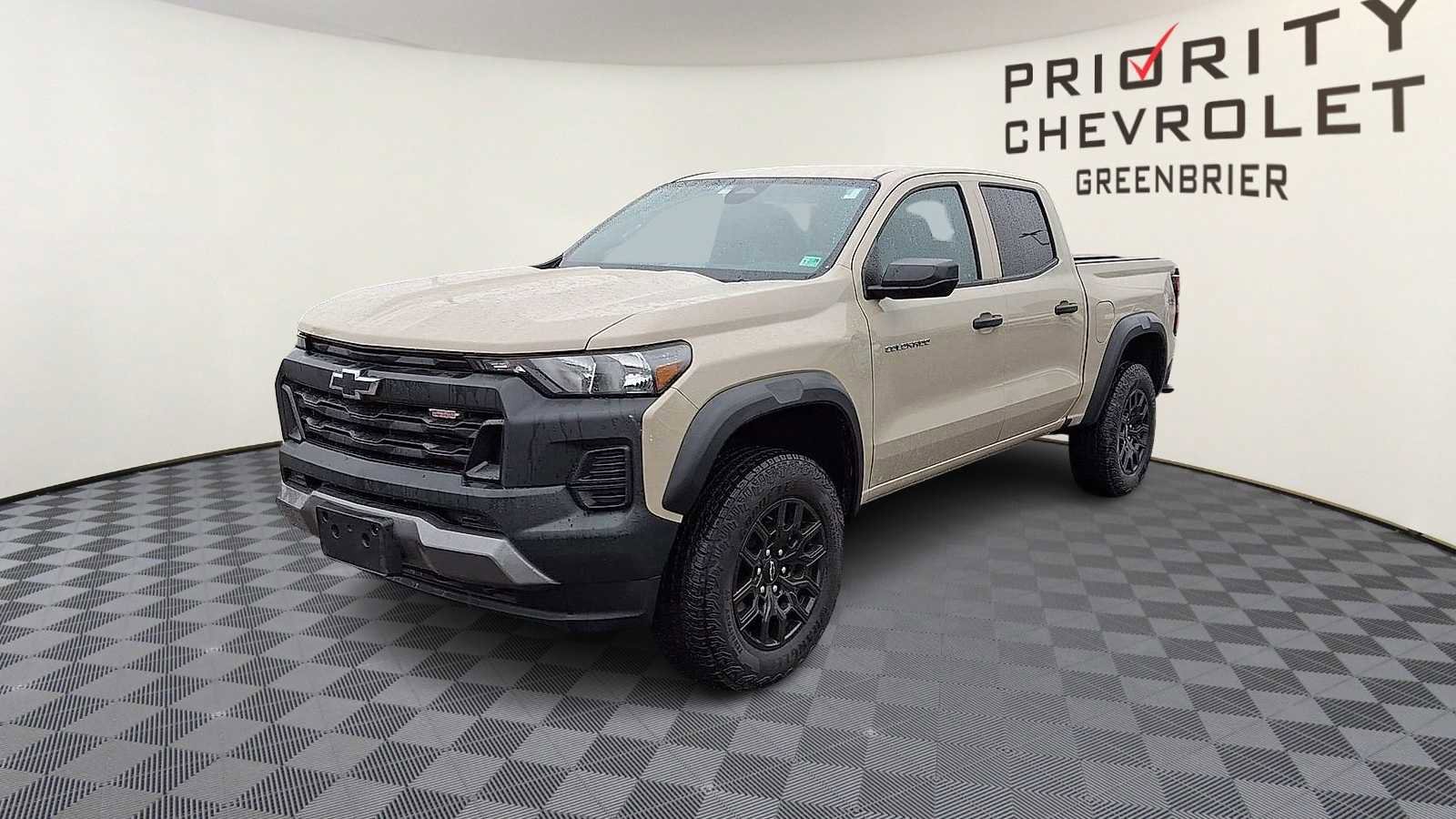 Used 2024 Chevrolet Colorado Trail Boss image 4