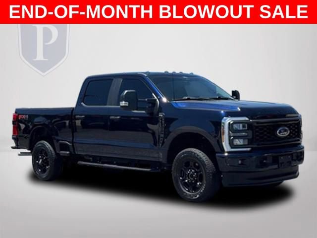 Used 2024 Ford F350 XL w/ STX Appearance Package AWD/4WD image 2