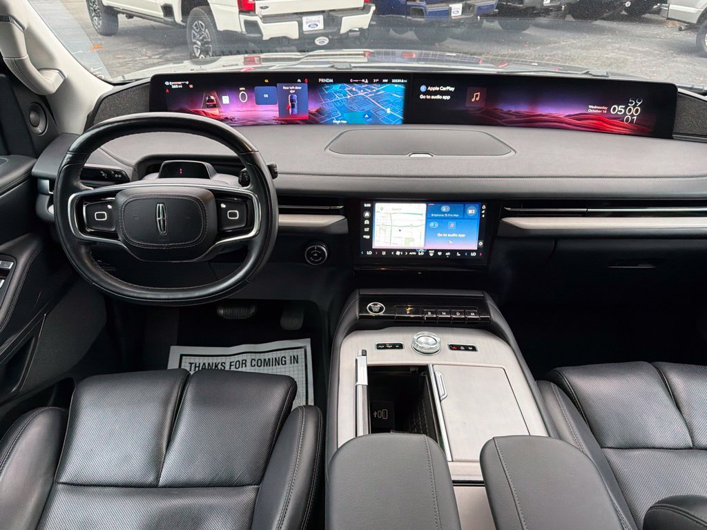Used 2025 Lincoln Navigator L Reserve AWD/4WD image 19