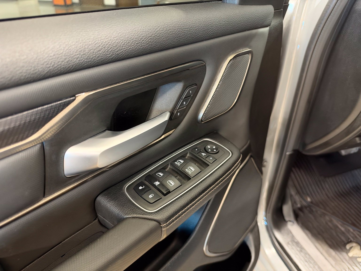 Used 2023 RAM 1500 Rebel w/ Rebel Level 2 Equipment Group AWD/4WD image 14