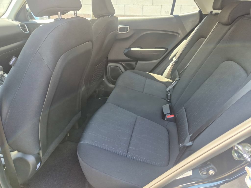 Used 2026 Hyundai Venue SE FWD image 22