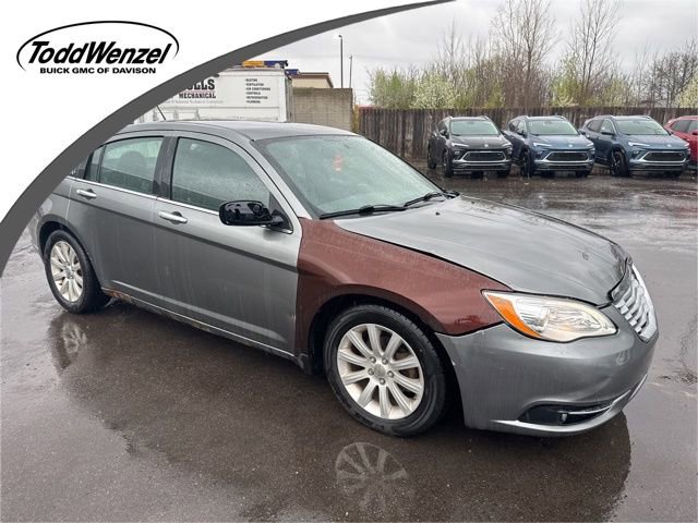 Used 2013 Chrysler 200 Limited