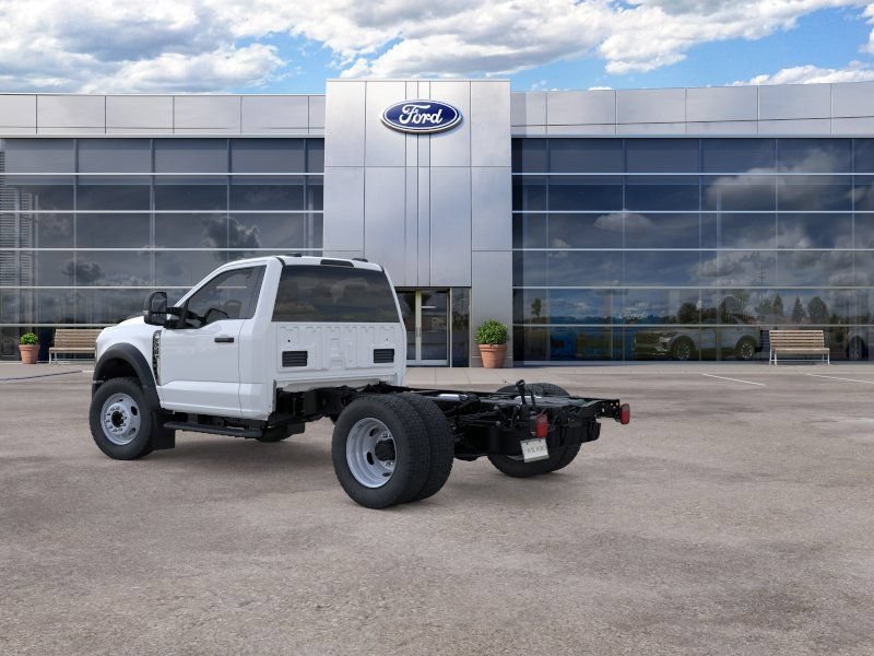 New 2025 Ford F550 4x4 Regular Cab Super Duty image 4