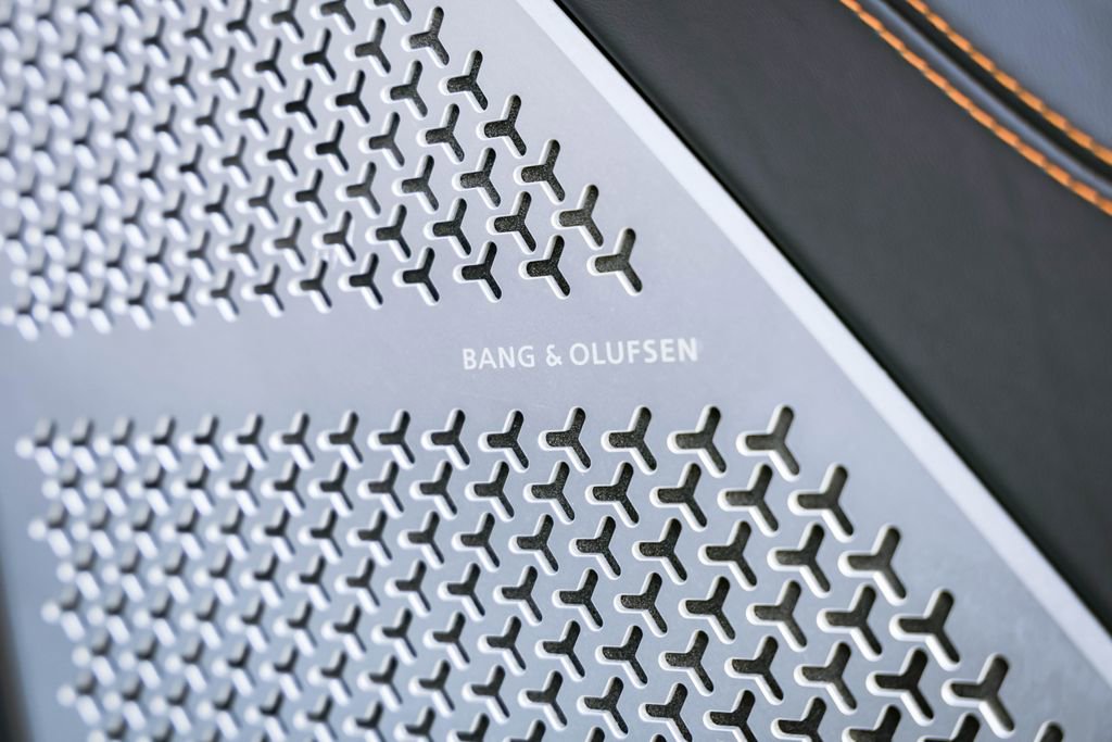 Used 2022 Lamborghini Urus image 34