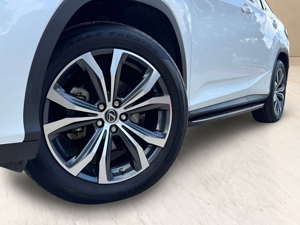 Used 2022 Lexus RX 350L Premium w/ Premium Package AWD/4WD image 2