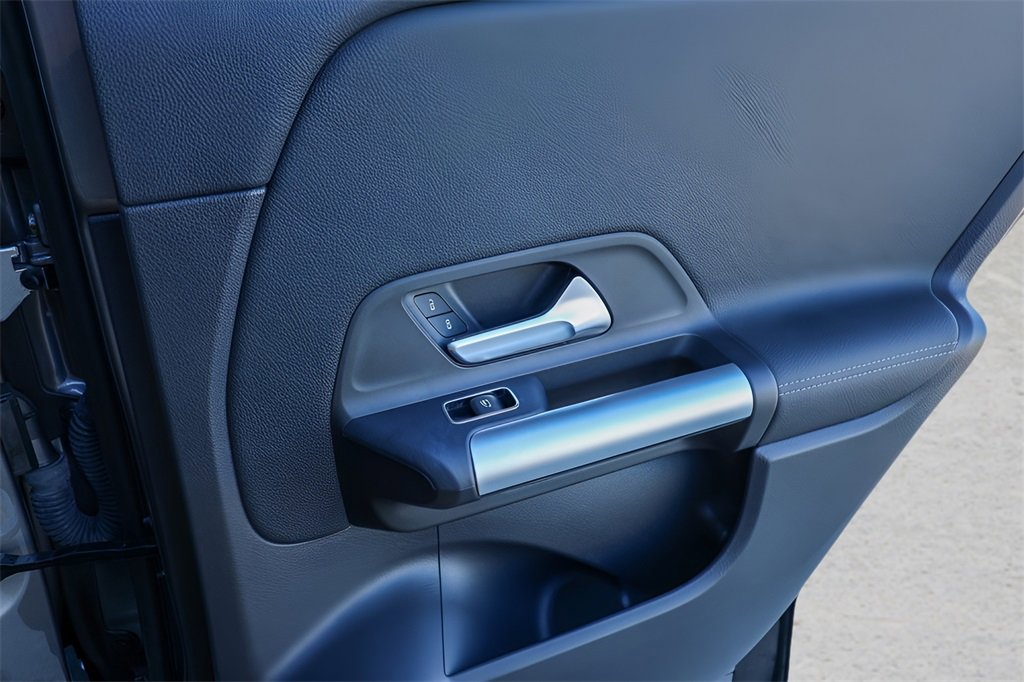 Used 2024 Mercedes-Benz GLA 250 image 29