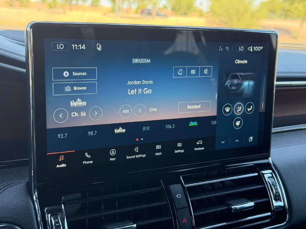Certified 2023 Lincoln Navigator Reserve AWD/4WD image 19