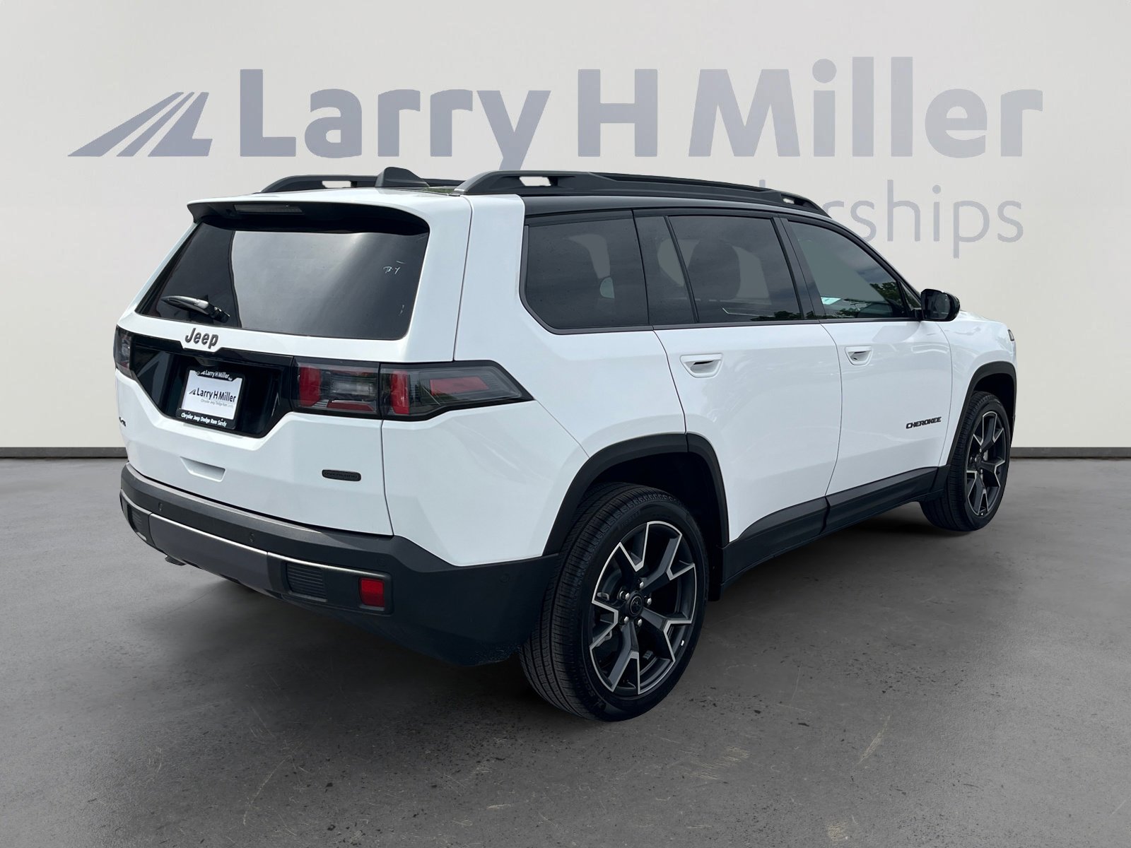 New 2026 Jeep Cherokee Overland AWD/4WD image 5