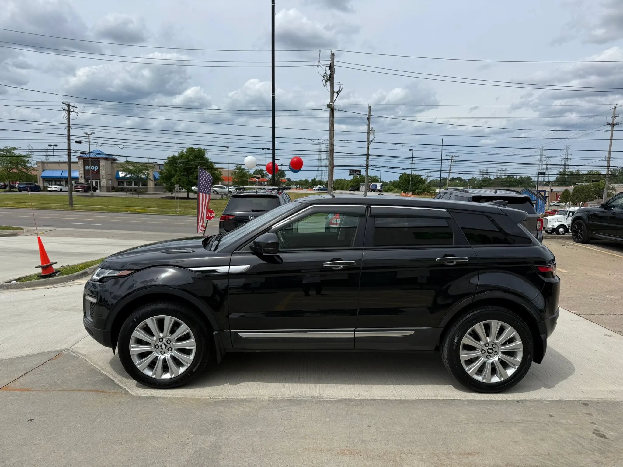 Used 2016 Land Rover Range Rover Evoque HSE AWD/4WD image 9
