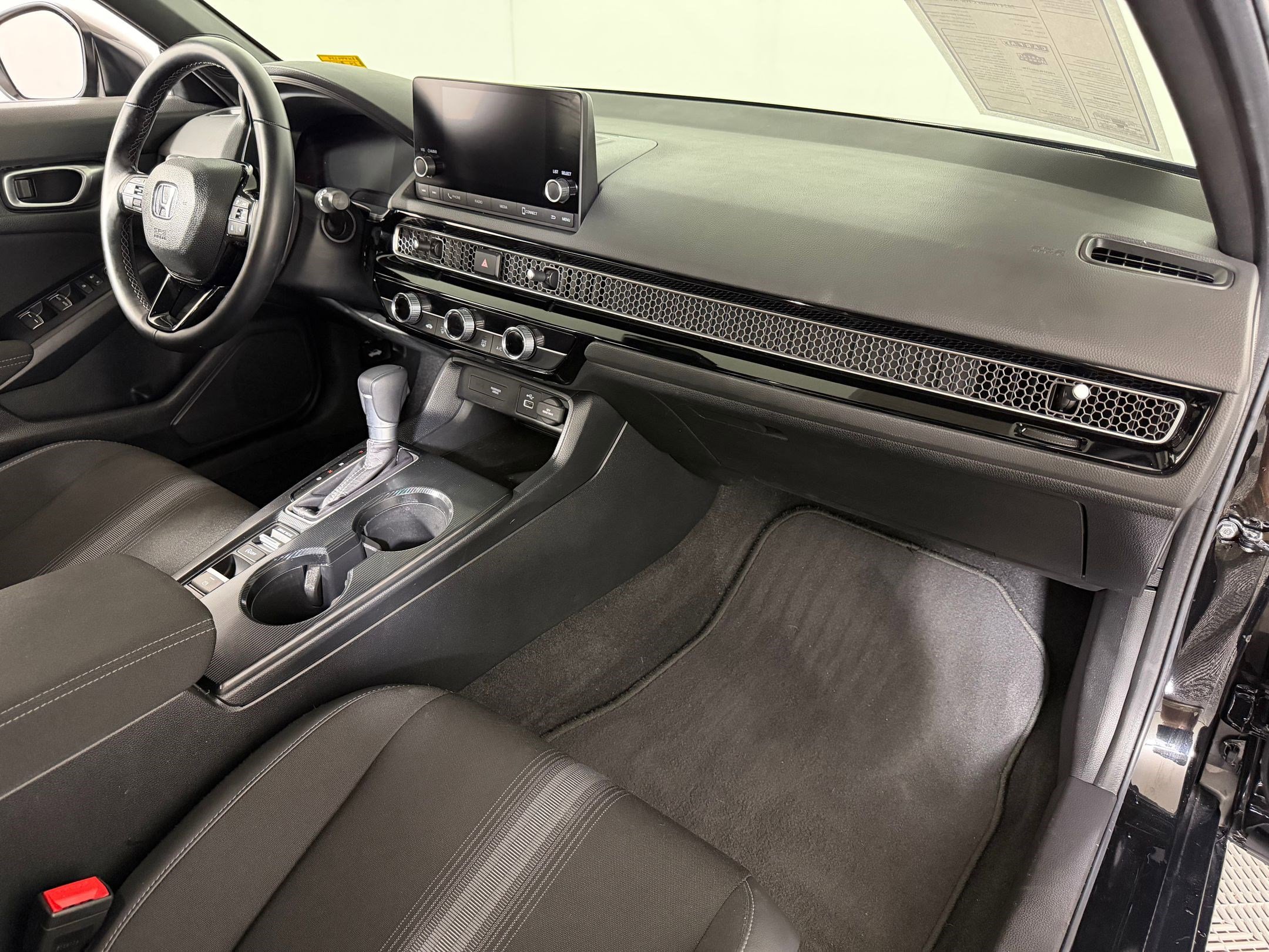 Certified 2024 Honda Civic Sport image 25