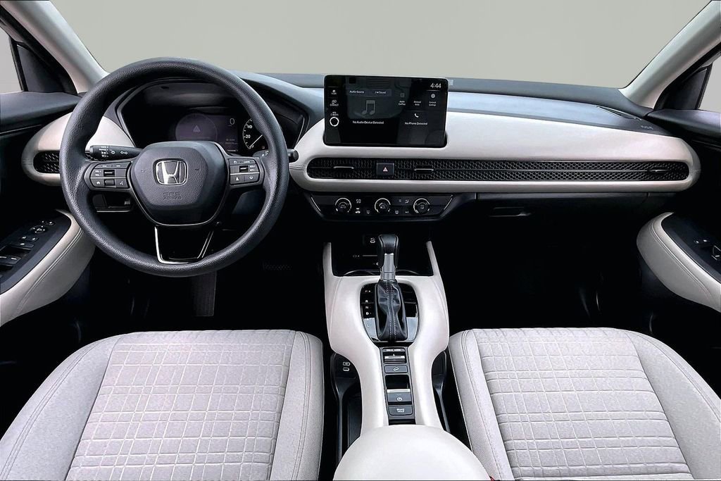 Certified 2026 Honda HR-V LX image 7