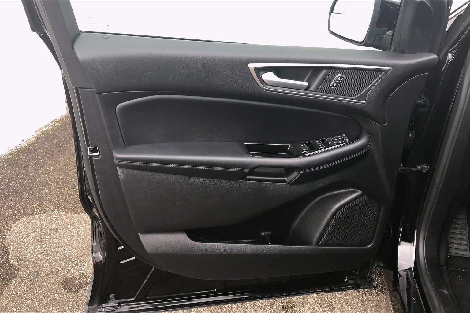 Used 2016 Ford Edge SEL w/ Equipment Group 201A AWD/4WD image 22