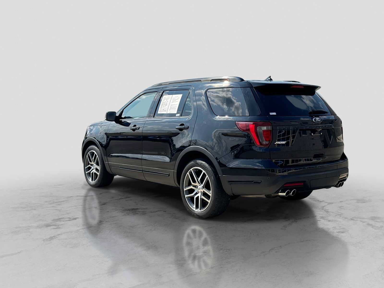 Used 2018 Ford Explorer Sport AWD/4WD image 4