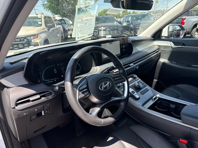 Used 2025 Hyundai Palisade SEL FWD image 31