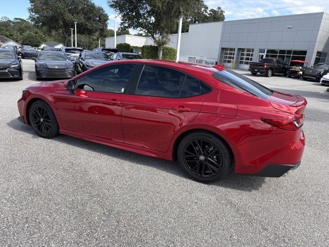 Used 2026 Toyota Camry SE FWD image 4