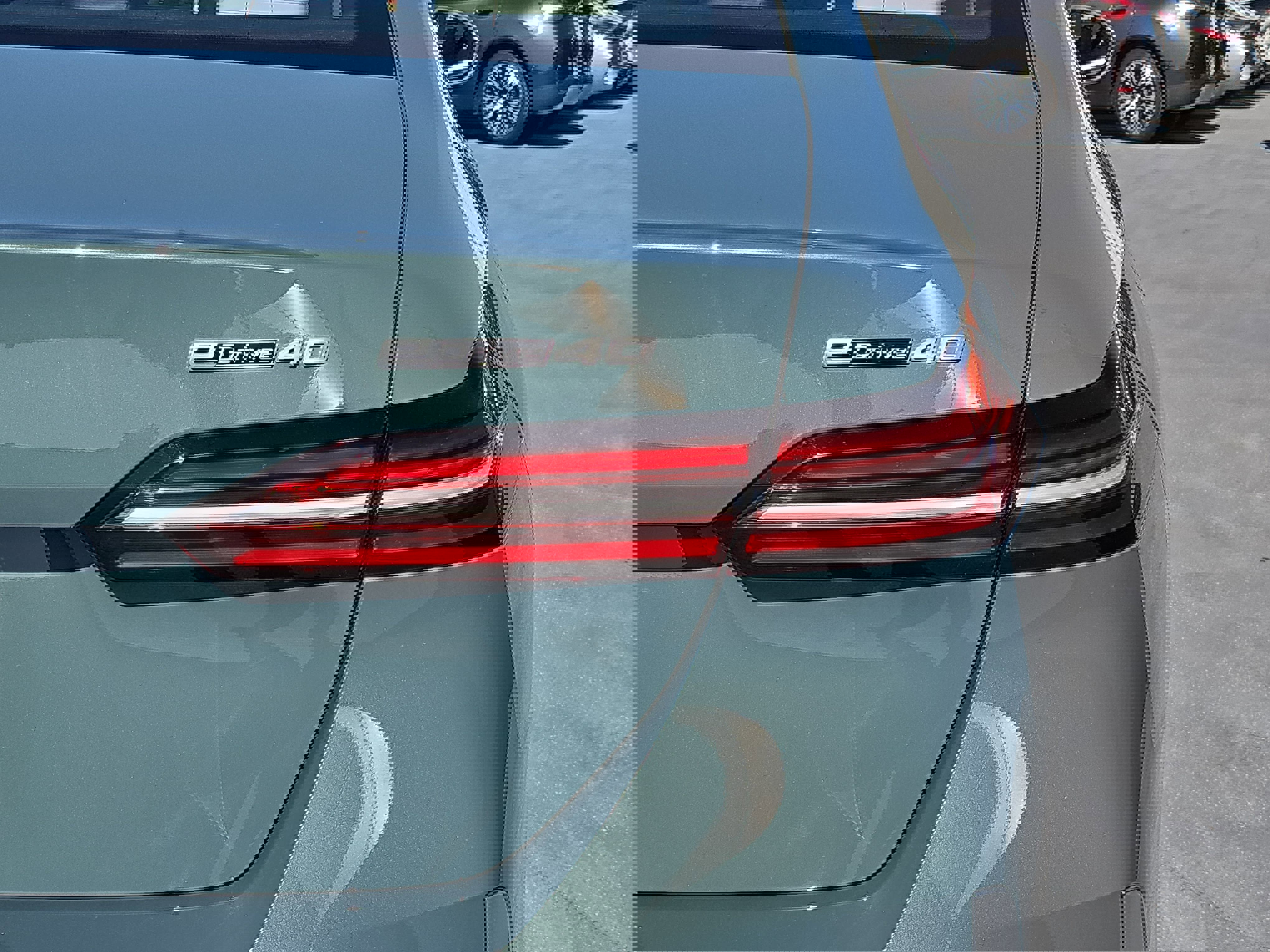 Used 2025 BMW i5 eDrive40i image 35