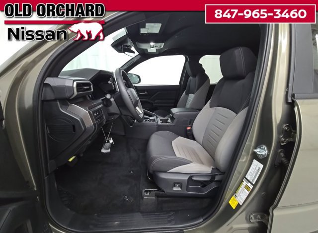 Used 2024 Toyota Tacoma TRD Off-Road AWD/4WD image 6