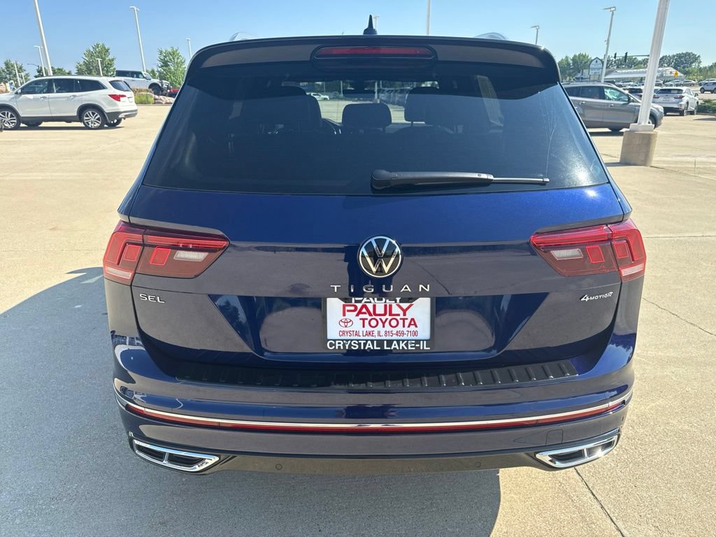 Used 2024 Volkswagen Tiguan SEL R-Line AWD/4WD image 4