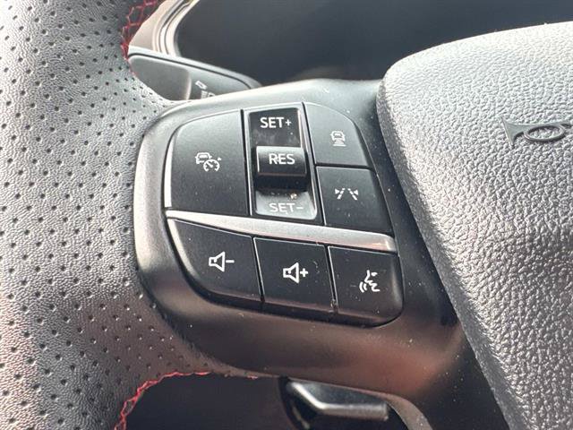 Used 2023 Ford Escape ST-Line w/ Tech Pack #1 AWD/4WD image 12