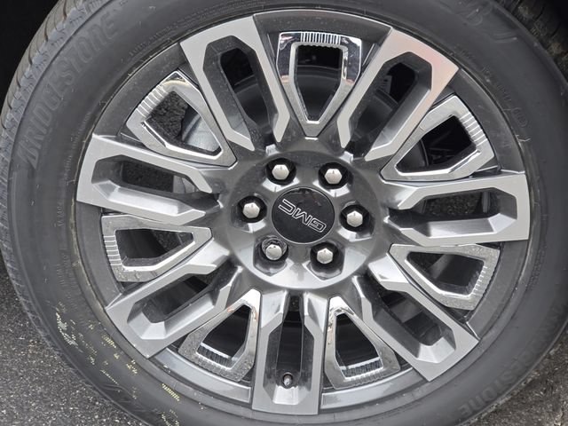 New 2026 GMC Sierra 1500 Denali Ultimate w/ LPO, Black Badging Package AWD/4WD image 13