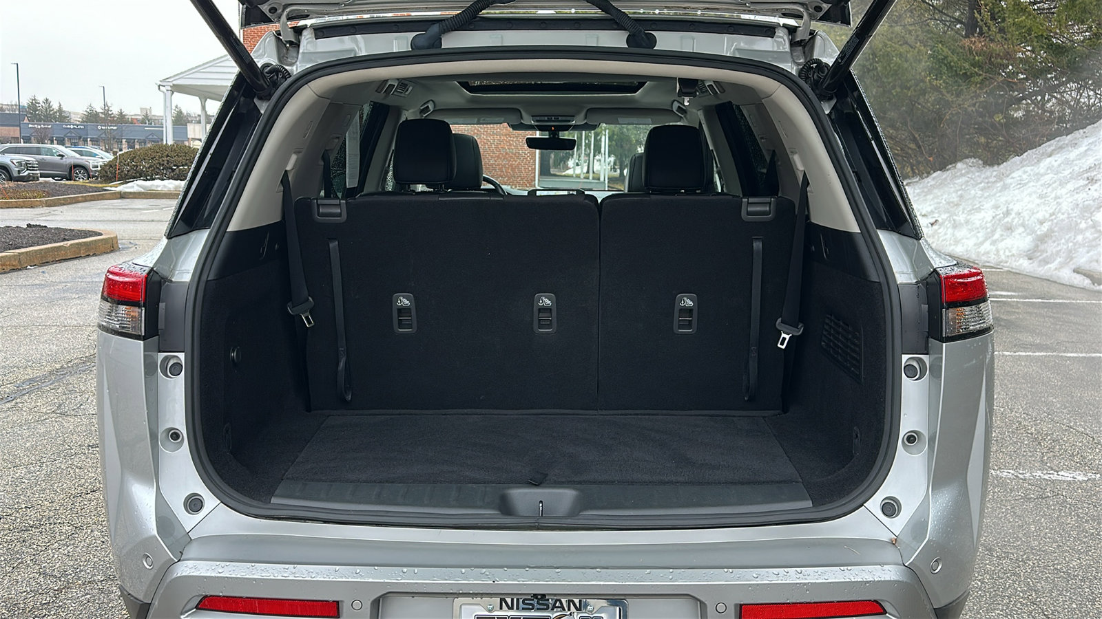 Certified 2023 Nissan Pathfinder SL w/ SL Premium Package image 6