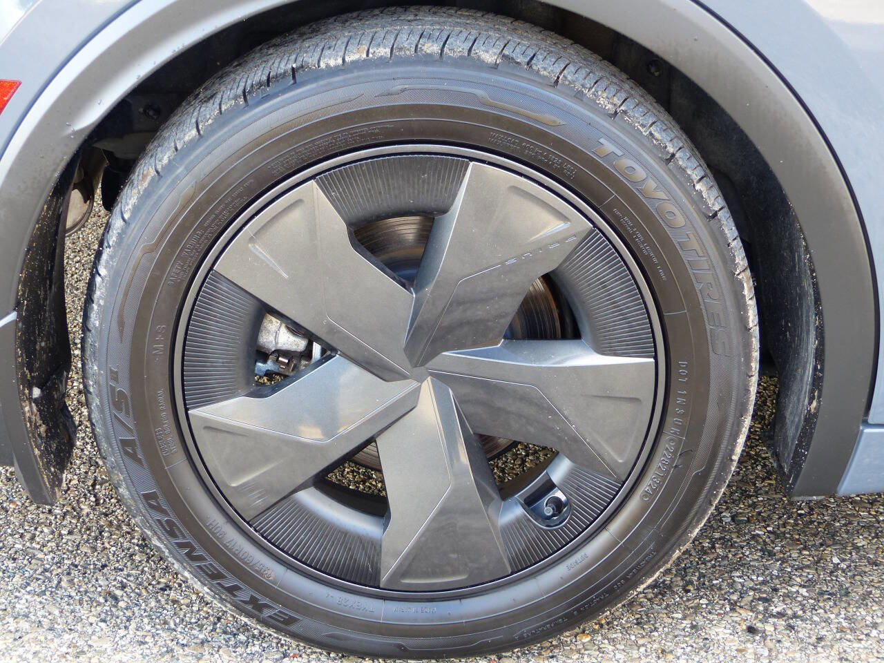 Used 2024 Toyota Prius LE image 12