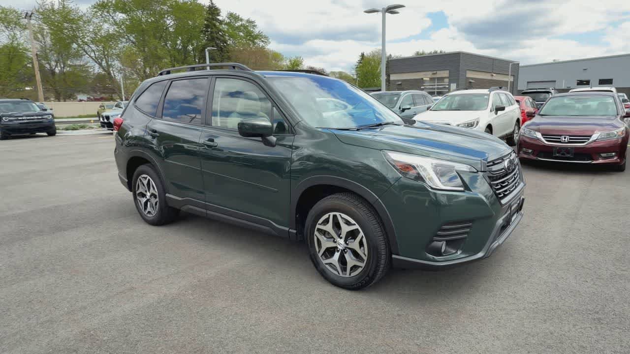Certified 2023 Subaru Forester Premium AWD/4WD image 2