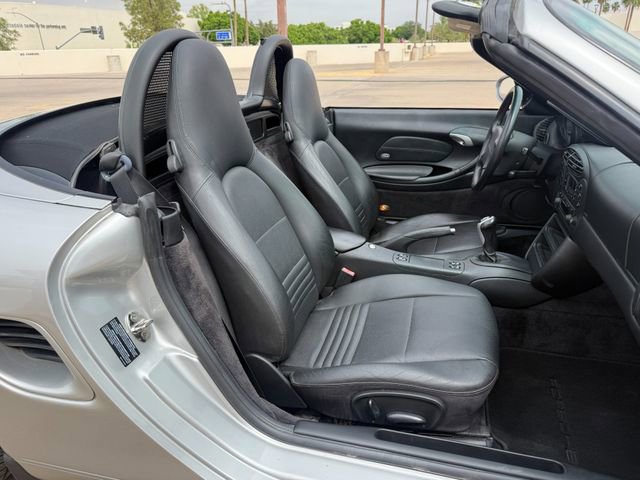 Used 2000 Porsche Boxster image 36