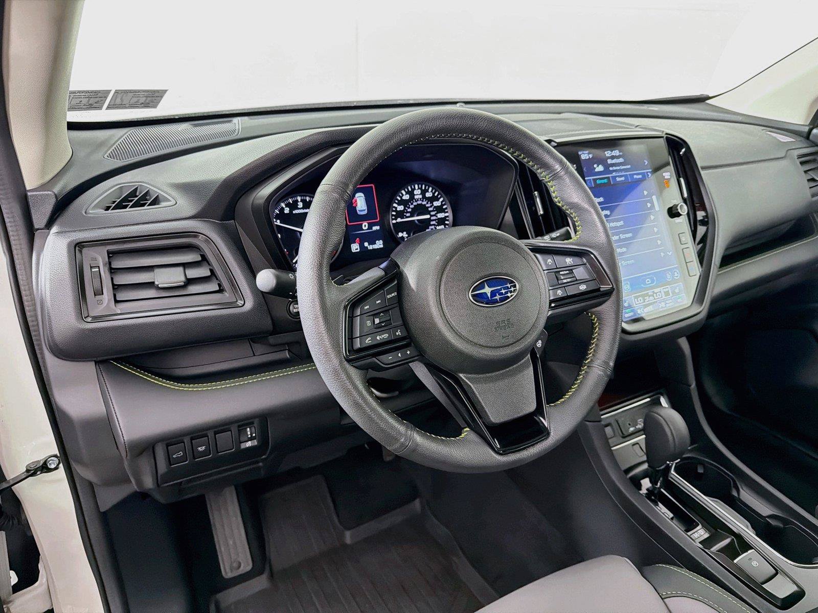 Used 2025 Subaru Ascent Onyx Edition AWD/4WD image 16