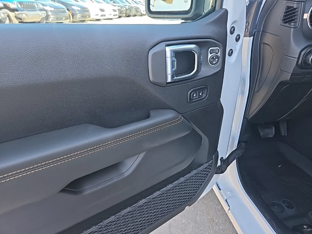 New 2026 Jeep Gladiator Mojave AWD/4WD image 35
