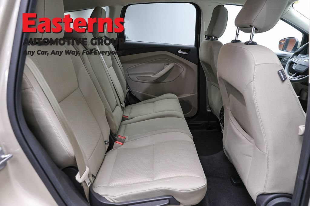 Used 2018 Ford Escape SE w/ SE Sync 3 Package AWD/4WD image 23