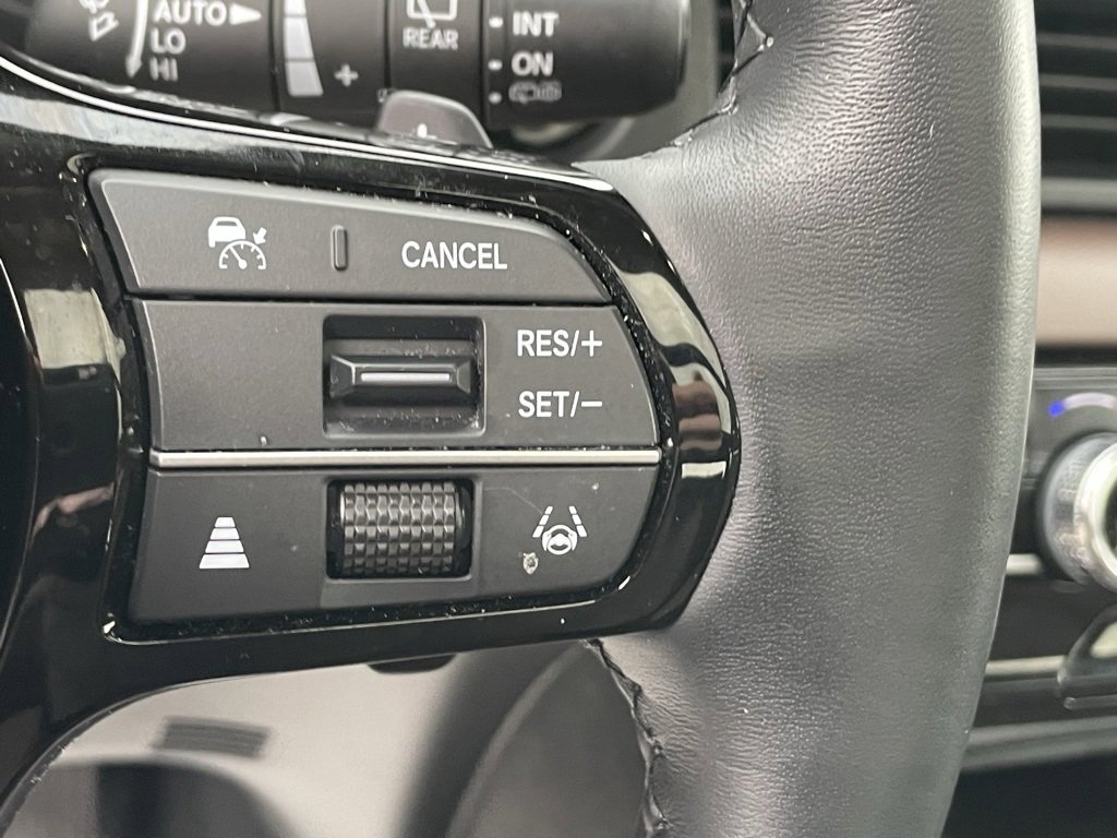 Used 2025 Honda Pilot Elite image 34