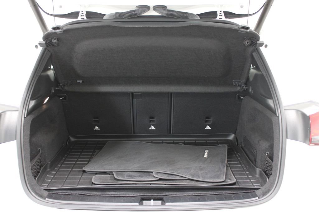 Used 2022 Mercedes-Benz GLA 35 AMG 4MATIC image 16