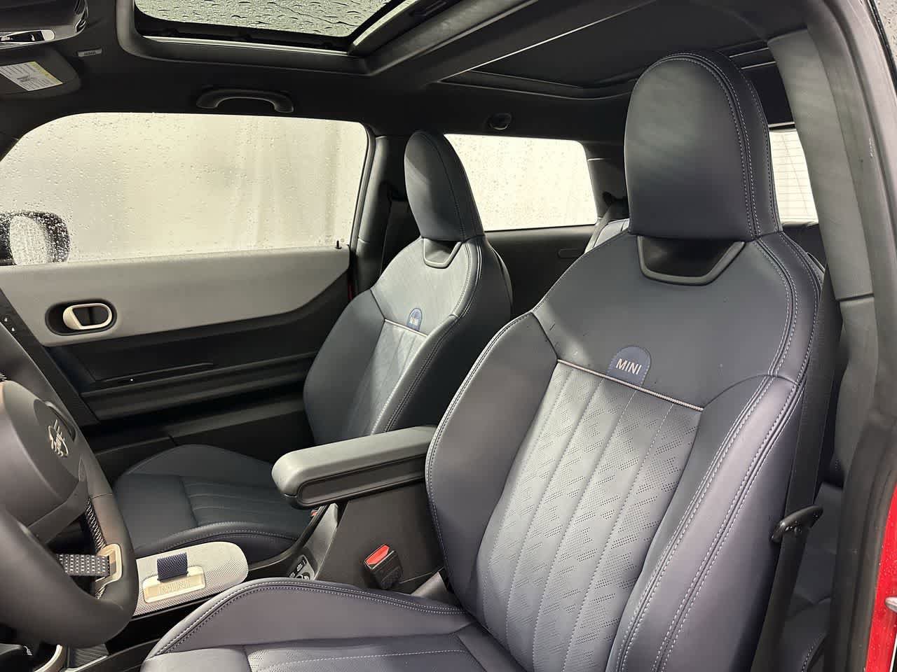 Certified 2025 MINI Cooper 2-Door Hardtop image 10