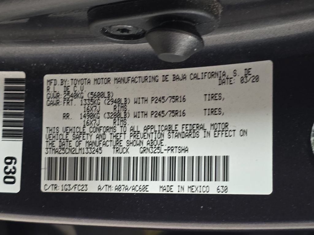 Used 2020 Toyota Tacoma SR5 RWD image 32