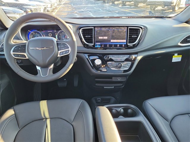New 2026 Chrysler Pacifica Select image 22