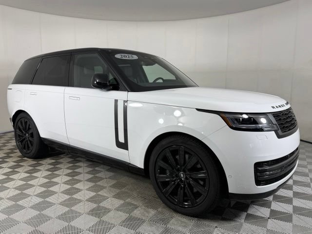 Used 2025 Land Rover Range Rover SE AWD/4WD image 10
