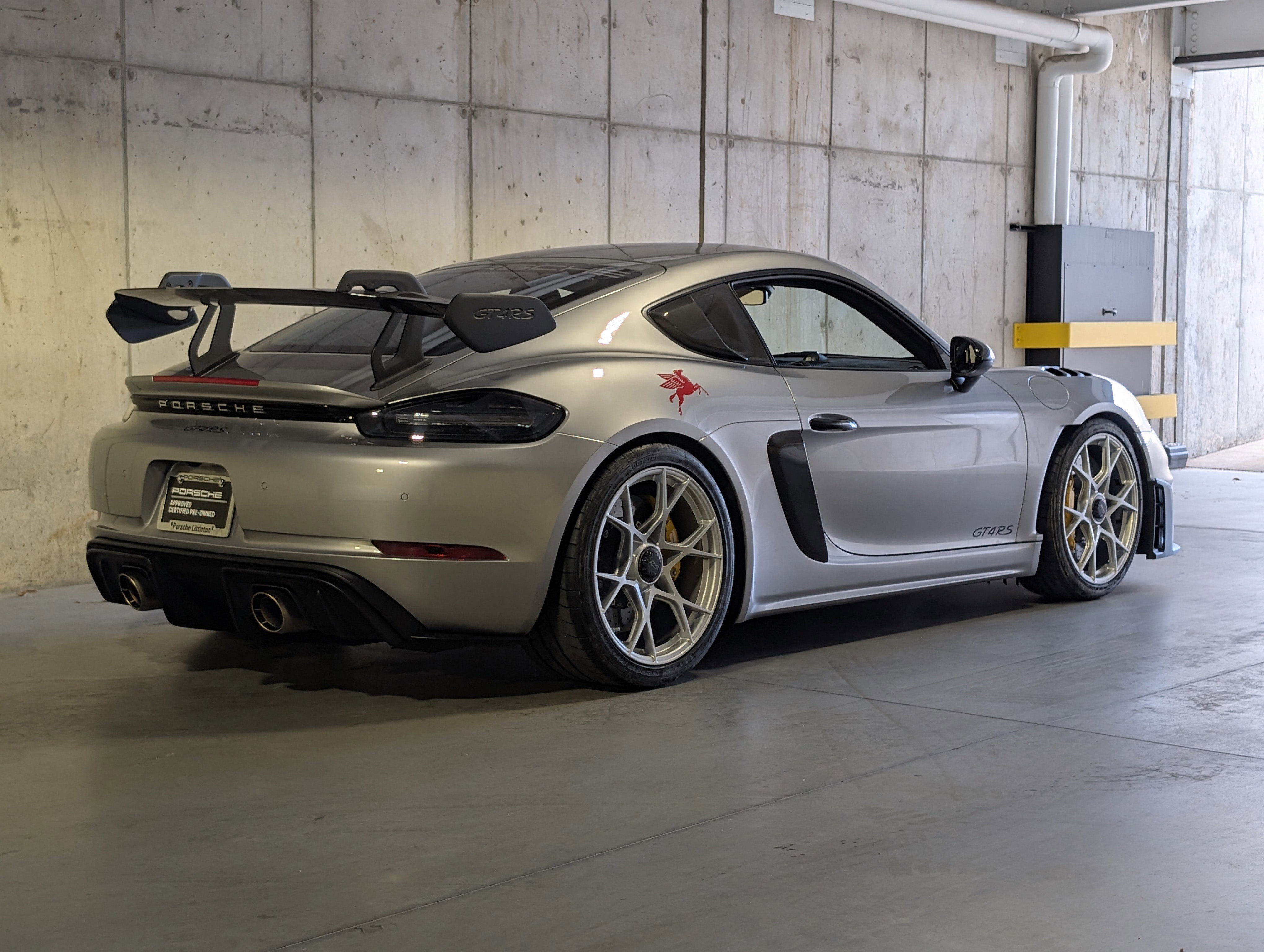 Used 2024 Porsche 718 Cayman GT4 RS image 10