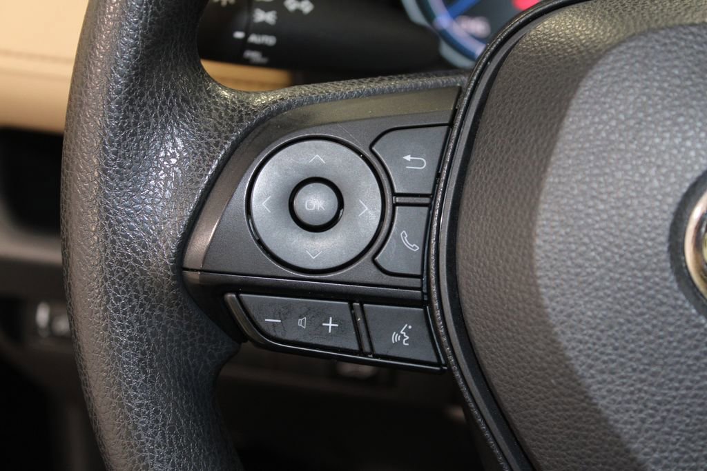 Used 2023 Toyota RAV4 XLE w/ Convenience Package image 35