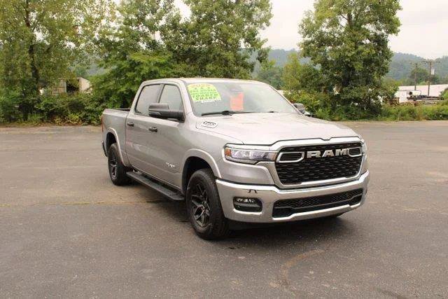 Used 2025 RAM 1500 Big Horn AWD/4WD image 2
