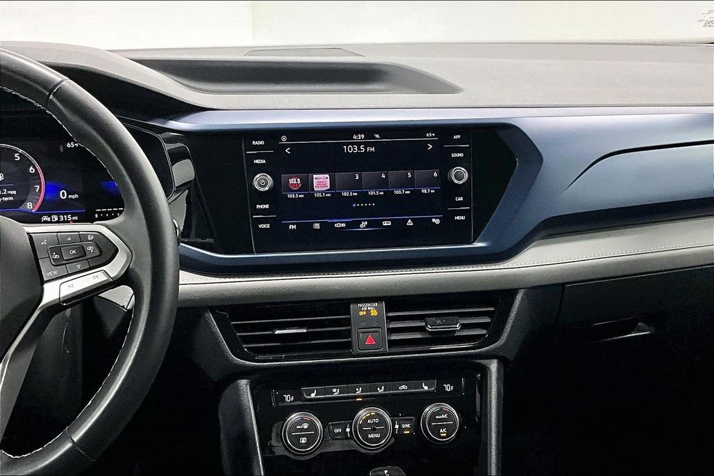 Used 2024 Volkswagen Taos SE image 8