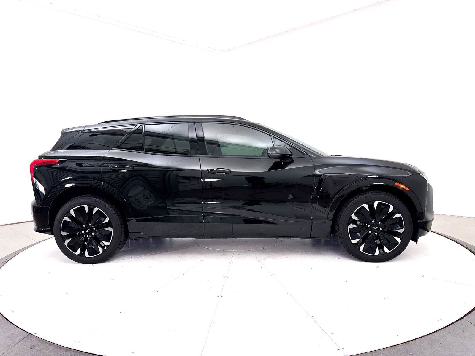 Used 2024 Chevrolet Blazer EV RS AWD/4WD image 33
