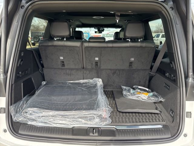 New 2026 Jeep Grand Wagoneer Summit image 18