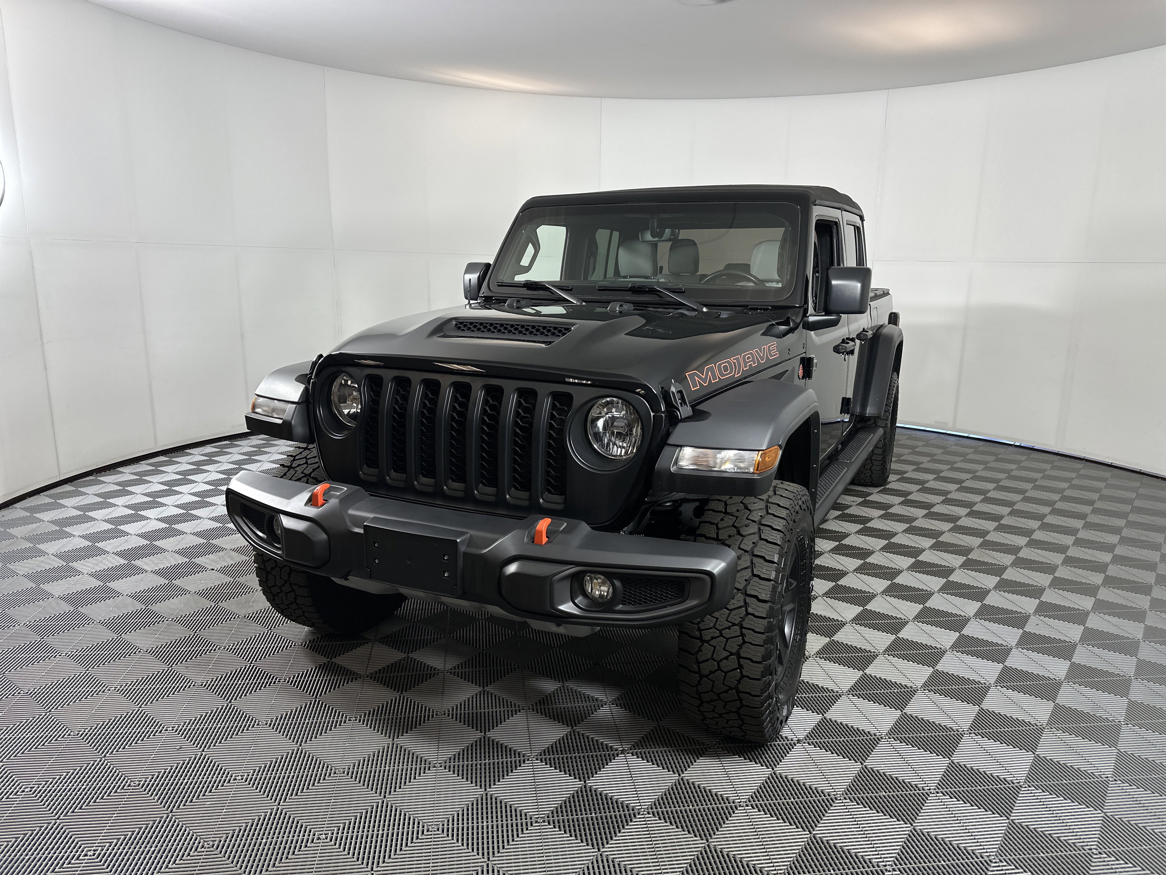 Used 2023 Jeep Gladiator Mojave w/ Cold Weather Group image 2