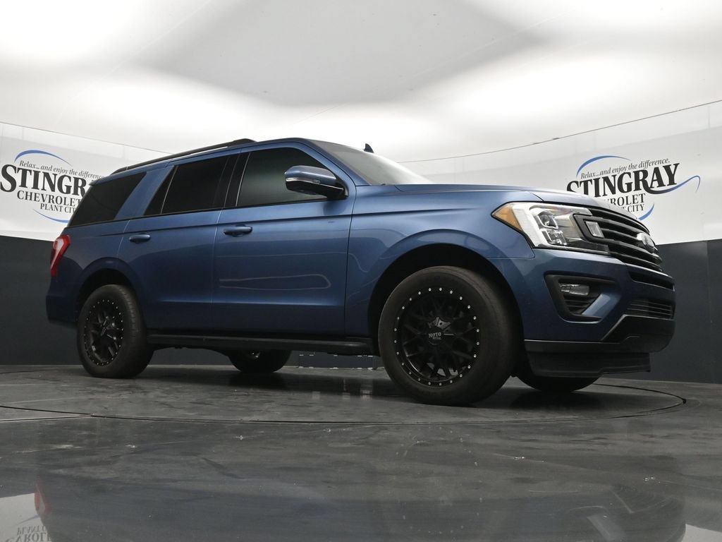 Used 2020 Ford Expedition XLT w/ Equipment Group 202A RWD image 26