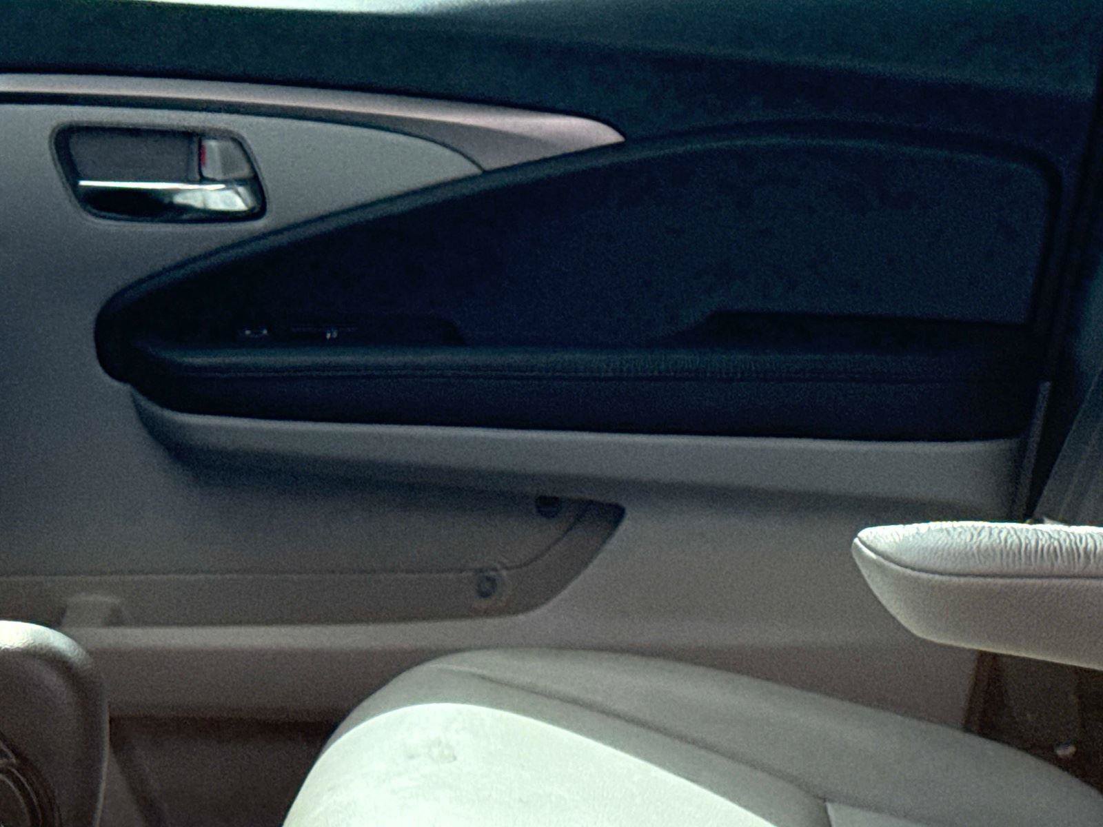 Certified 2017 Honda Pilot EX-L image 24